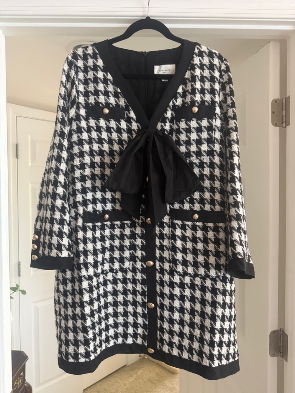 Pomander Place Black & White Houndstooth Tweed Dress - Picture 2 of 3